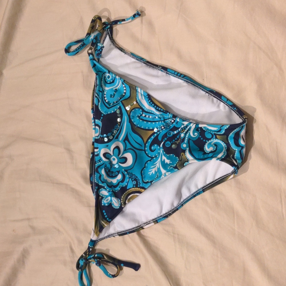NWOT Floral, sequin bikini bottom